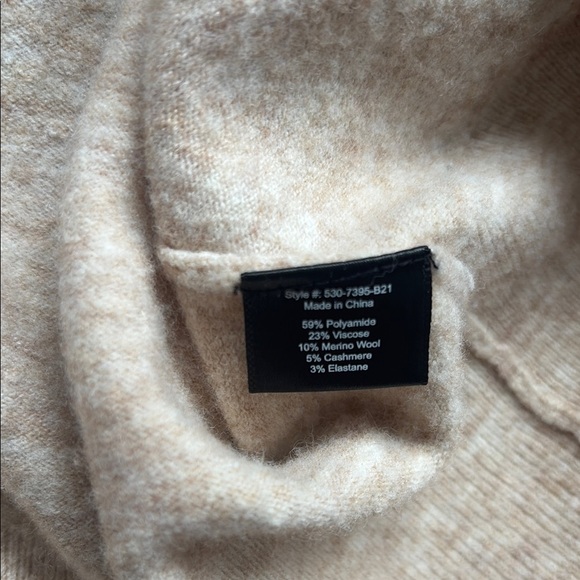 Jenni Kayne | Oversized merino wool and cashmere cream and tan knit sweater - Picture 8 of 10